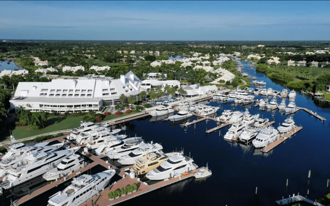 ADMIRALS COVE JUPITER, FL