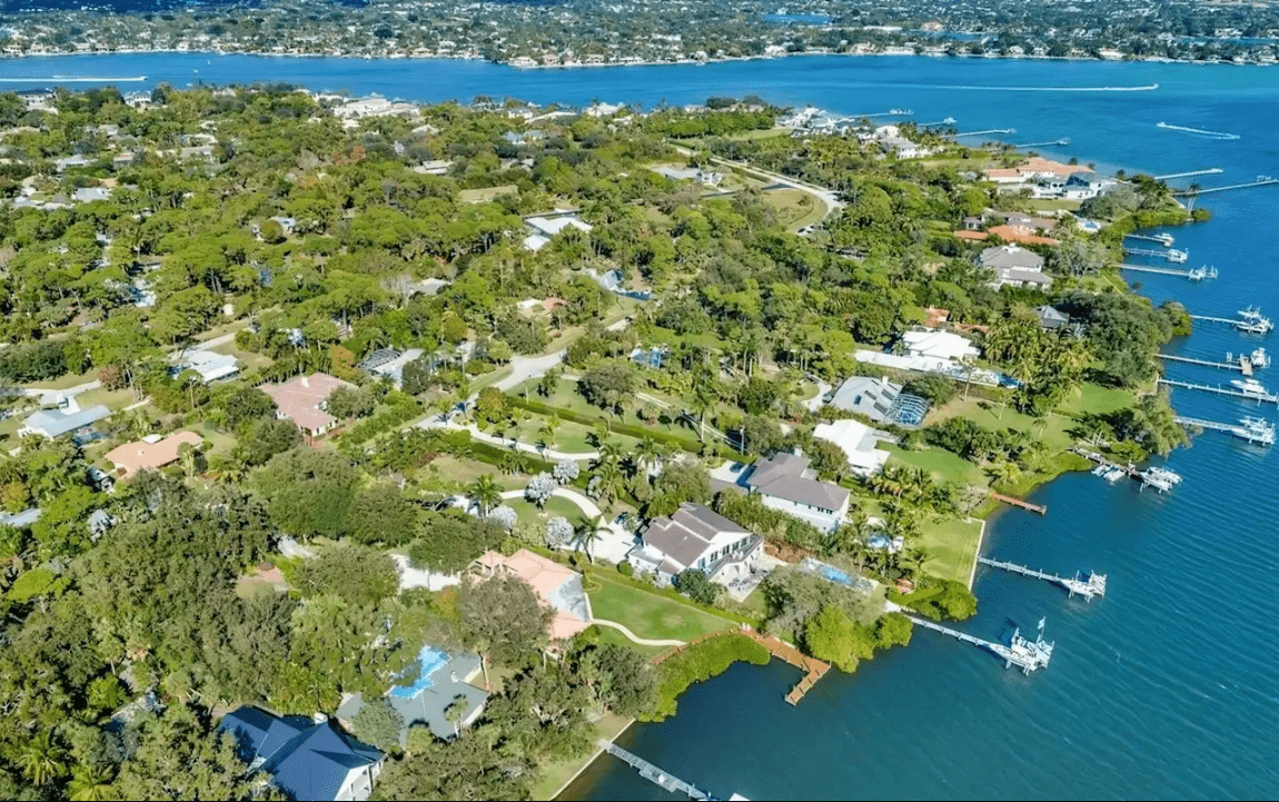 PENNOCK POINT JUPITER, FL