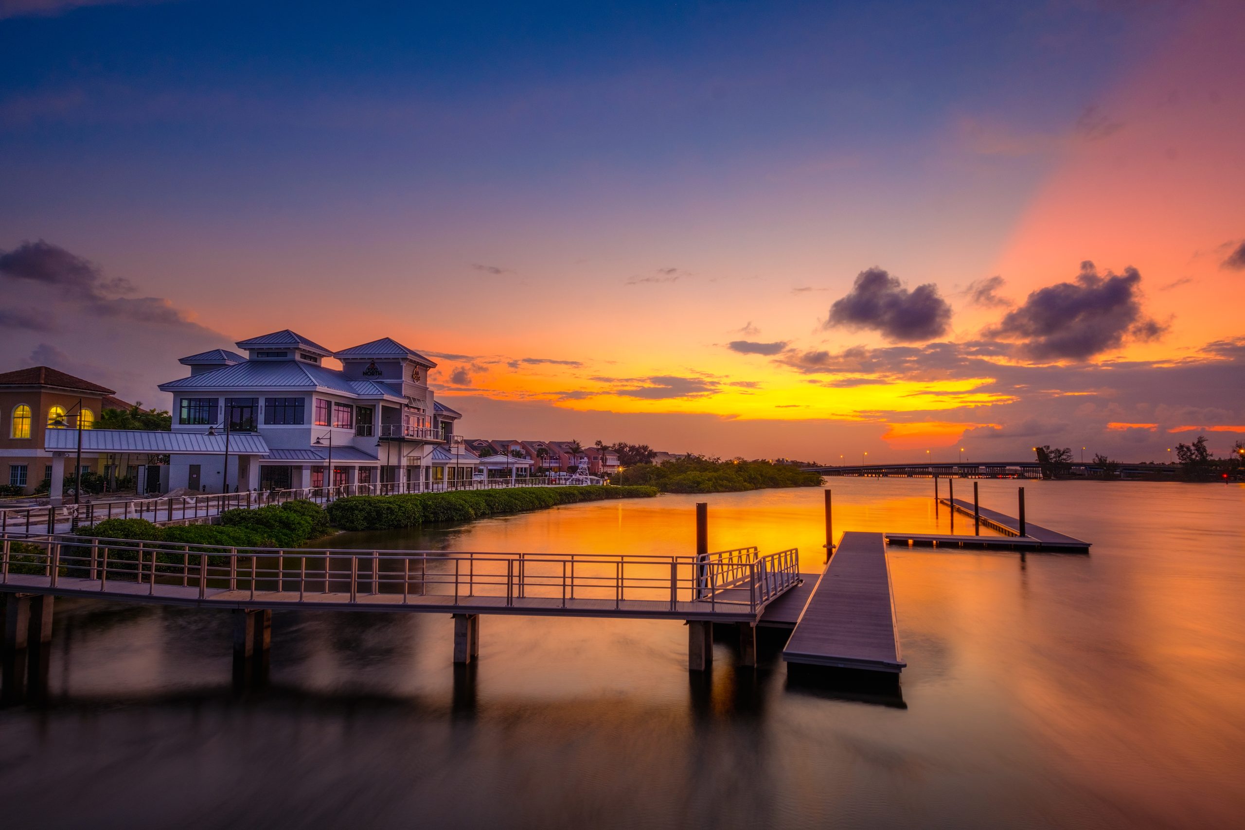 5 Must-Try Waterfront Restaurants in Jupiter This Summer