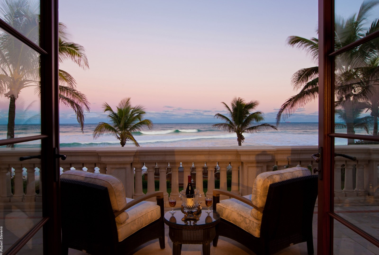 Selling in Jupiter’s Slower Market? Here’s How Luxury Listings Still Win